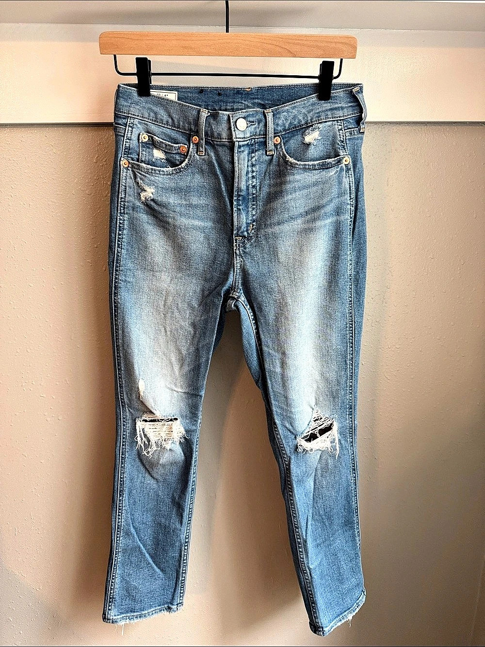 Gap High Rise Vintage Slim Distressed Jeans - 27